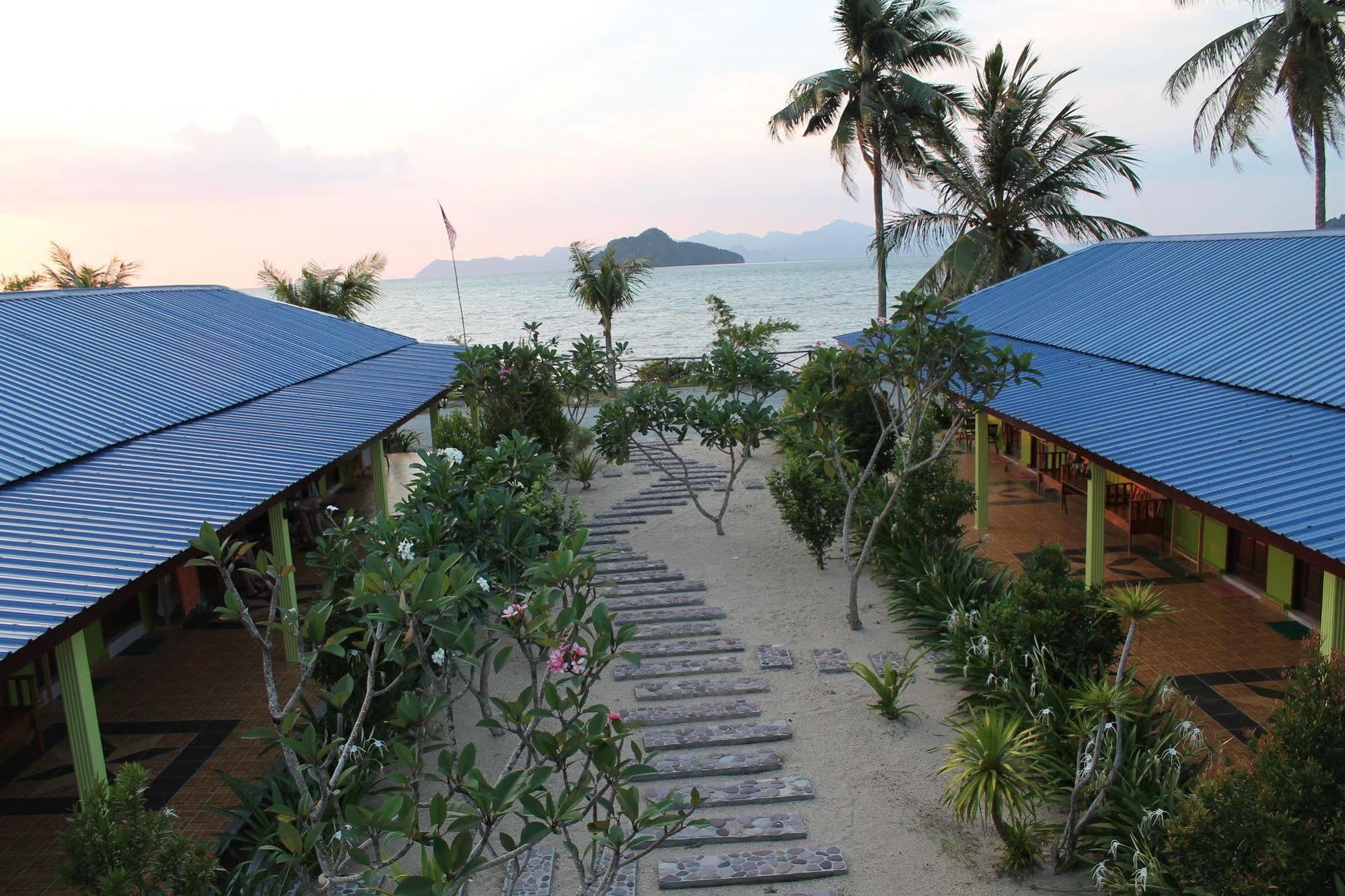 Motel Tanjung Puteri Pasir Hitam 外观 照片